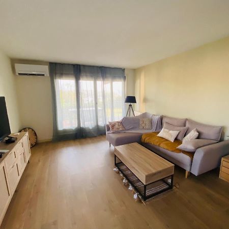Le Marine 4 Apartment Cogolin Bagian luar foto
