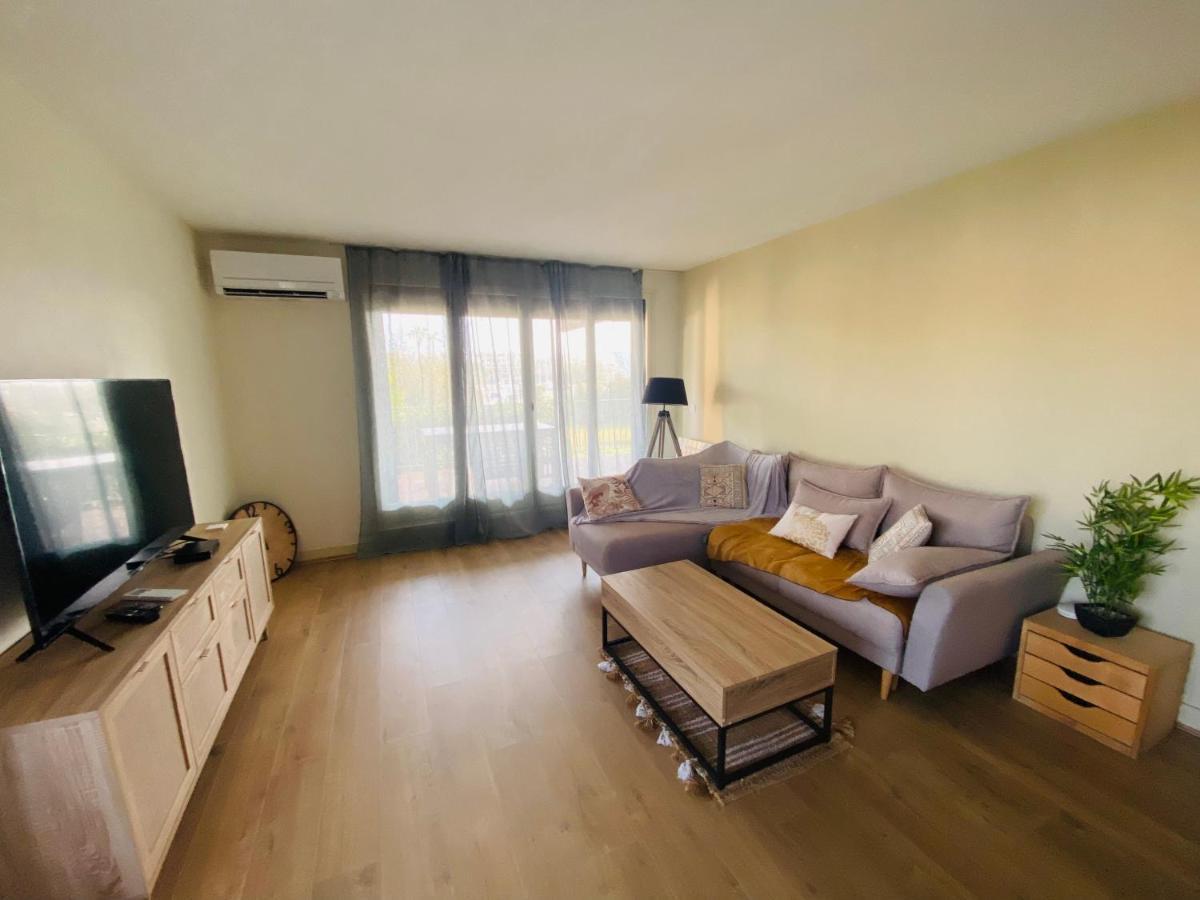 Le Marine 4 Apartment Cogolin Bagian luar foto