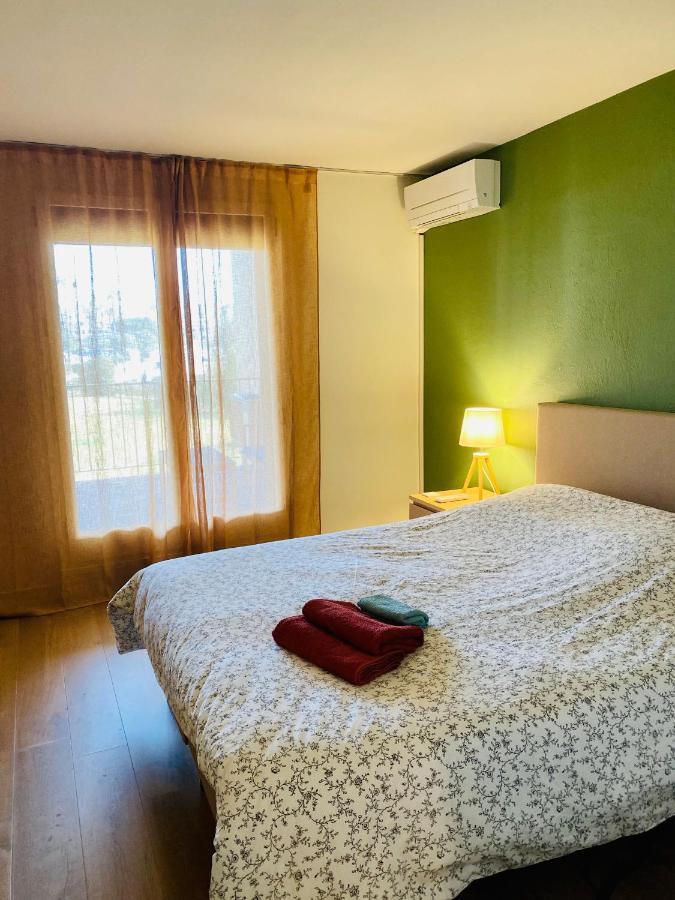 Le Marine 4 Apartment Cogolin Bagian luar foto